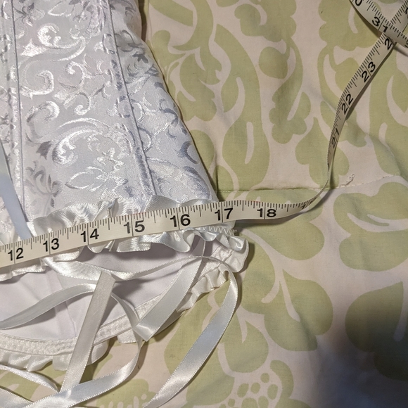 Adore Me White Ruffle Bustier - Picture 4 of 9